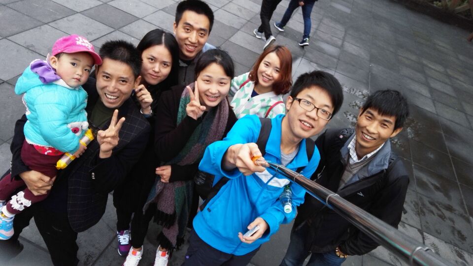 公司组织开展员工户外活动